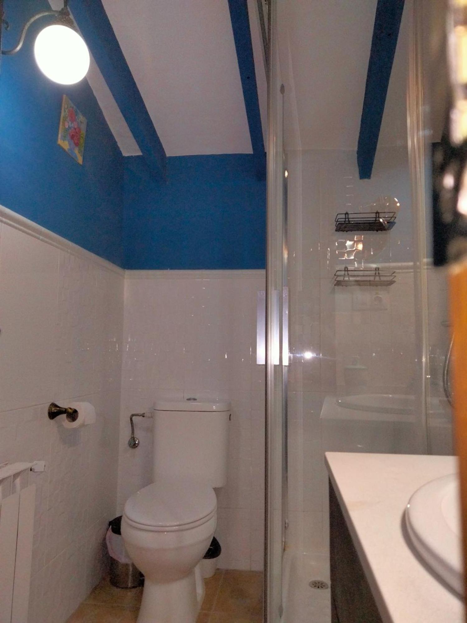 Hostal Los Aromas Вильена Экстерьер фото