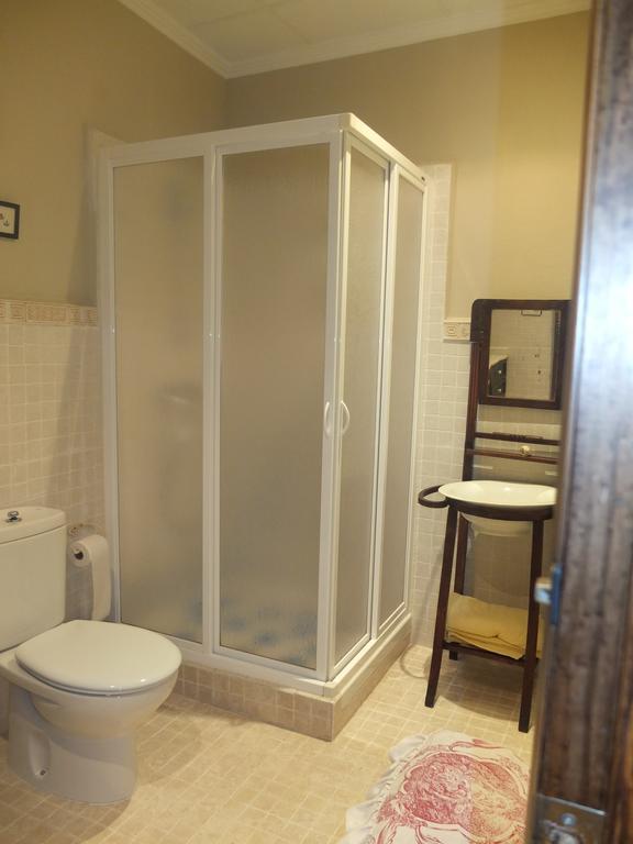 Hostal Los Aromas Вильена Номер фото