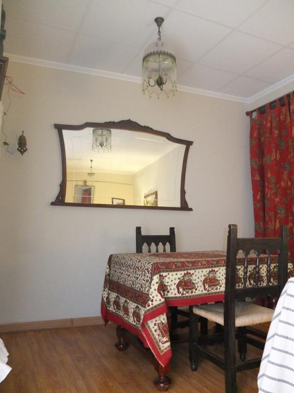 Hostal Los Aromas Вильена Экстерьер фото