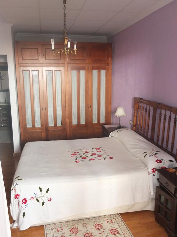 Hostal Los Aromas Вильена Номер фото